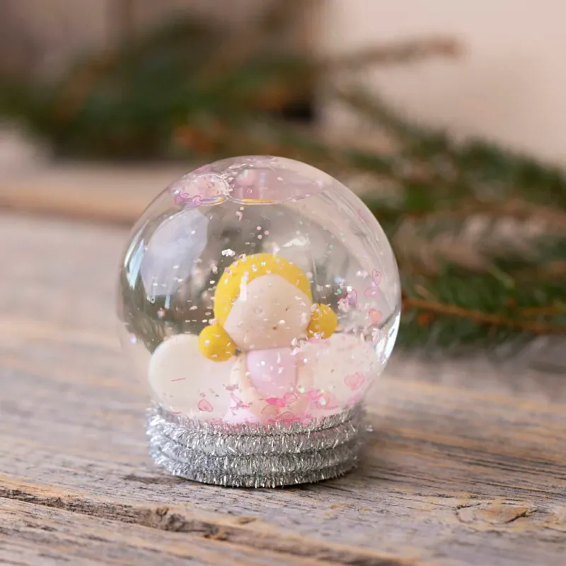 Snow Globe, H: 8,5 cm, dia. 8 cm, hole size 4,7 cm