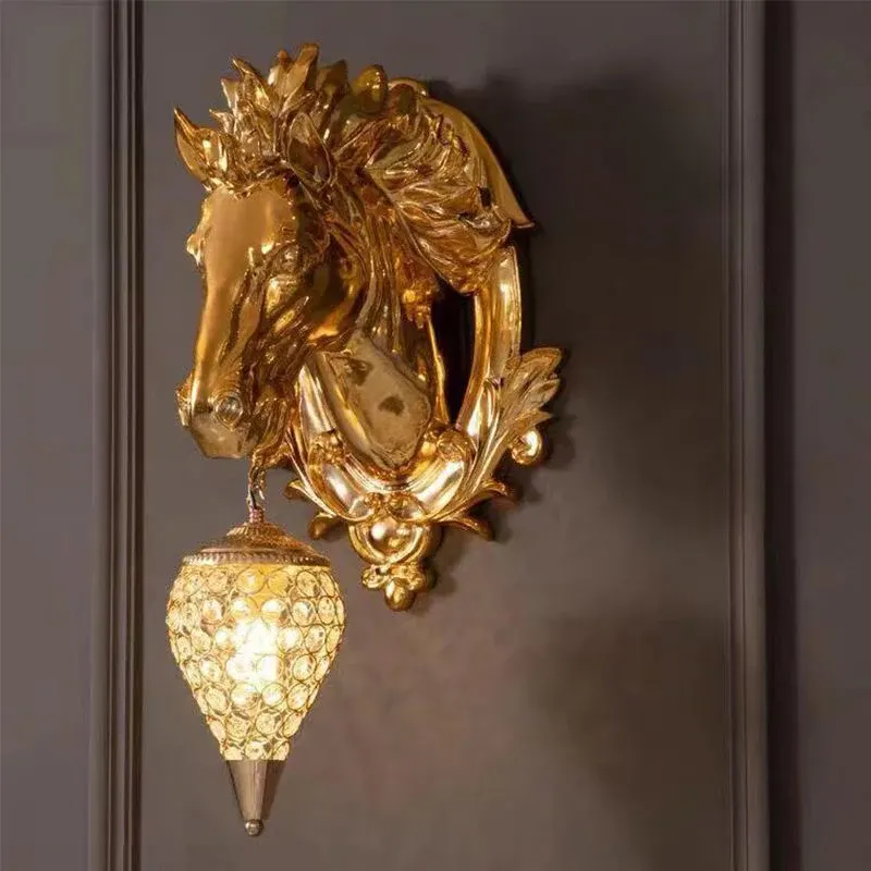 Artistic Horse Design Gold Wall Lamp - Image 0