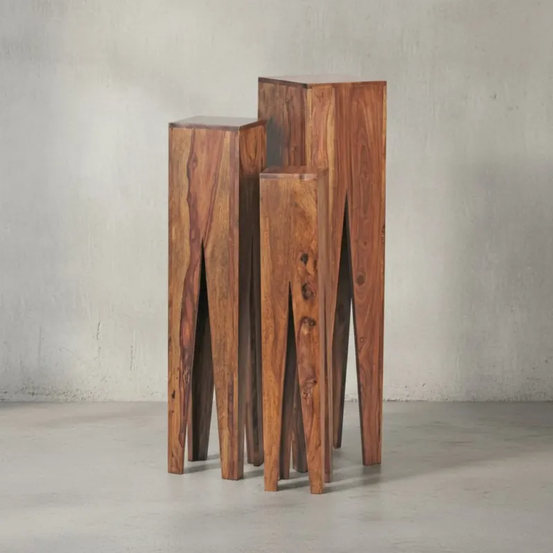Beistelltisch-Set mit 3 Giraffenbeinen_ Massivholz_ rustikales Ambiente_ handgefertigt - KADIMA DESIGN_Farbe_ Braun_ Größe_ 25x25x100 cm_#sku_BARWL1.564#