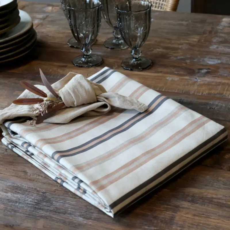 Tischdecke mit Streifen Cognac/Latte - Chic Antique