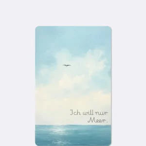 Postkarte mit abgebildetem Meer und blauem Text