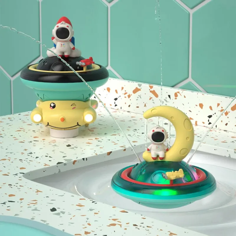 Galaxy Traveler Astronaut Bathing Toy - Image 0