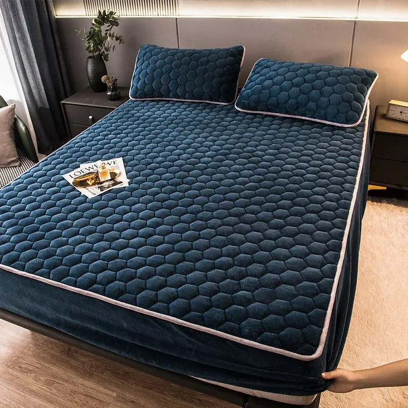 Elegant Velvet Thick Mattress Cover - Image 0