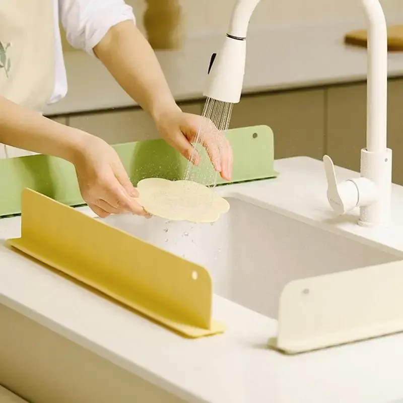 Reusable Silicone Splash Prevent Sink Guard Pad - Image 0