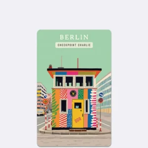 Postkarte mit buntem Wachhäuschen und mintgrünem Hintergrund mit Schriftzug "BERLIN CHECKPOINT CHARLIE"