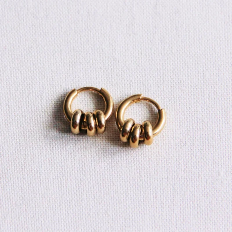 Damen Ohrringe Creolen mit 3 Ringen gold